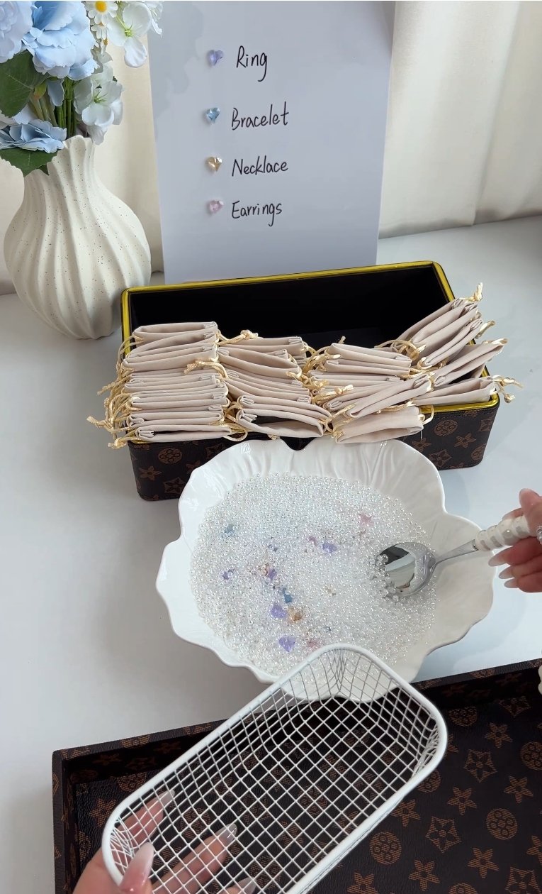 Luxury Jewelry Lucky Scoop